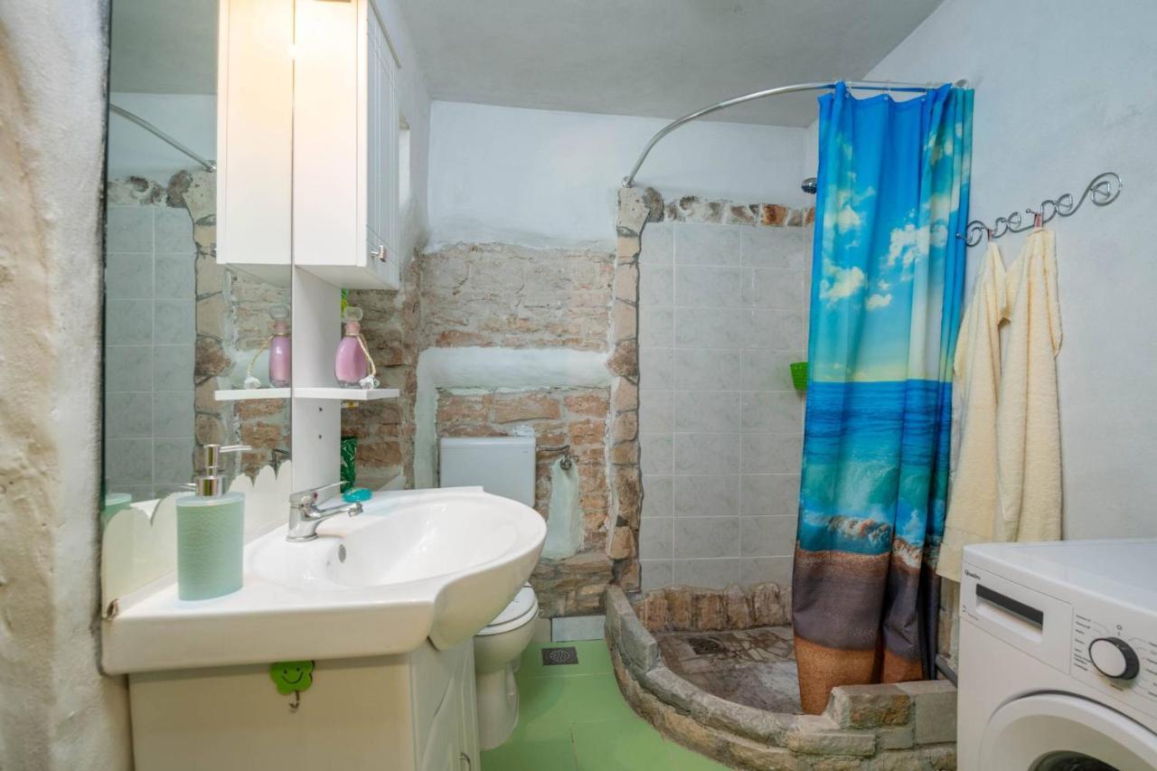 Holiday House Ruba Marcana Luaran gambar